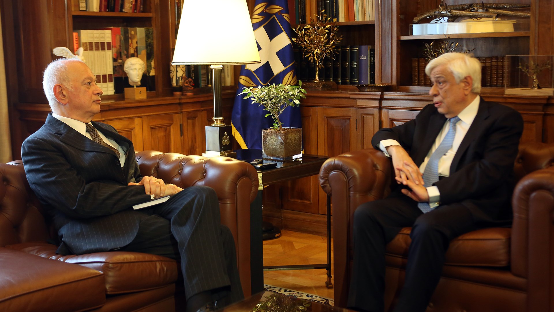 Παυλόπουλος: Οι εταίροι να εκπληρώσουν τις υποχρεώσεις τους