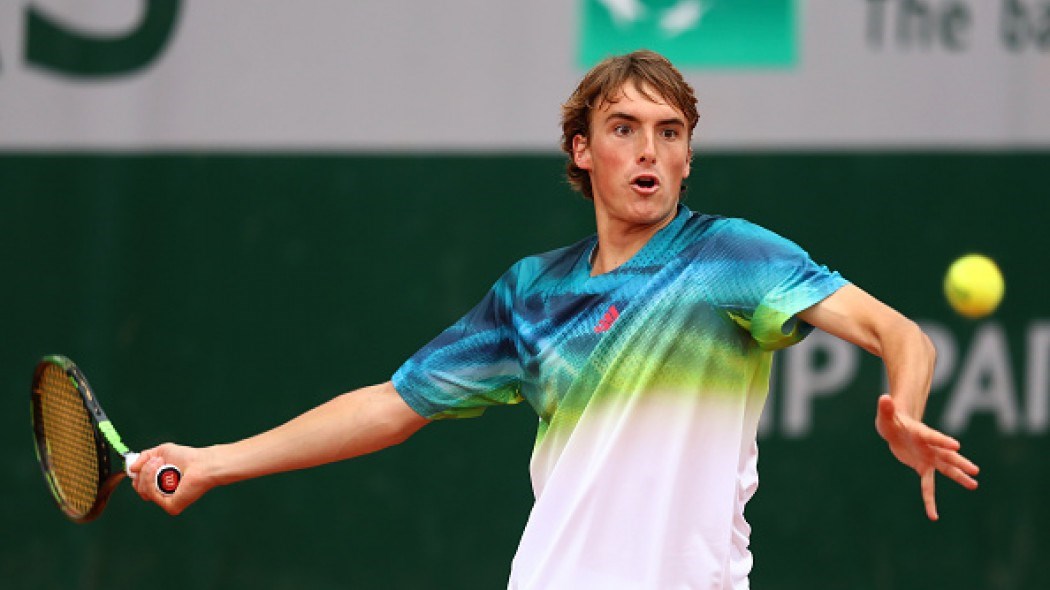 Μία νίκη μακριά από το κυρίως ταμπλό του Ρολάν Γκαρός ο Τσιτσιπάς