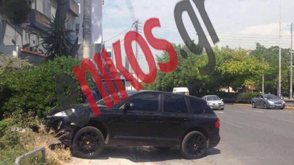 Το οδοιπορικό αναγνώστη του enikos.gr στο χάος του παρκαρίσματος – ΦΩΤΟ