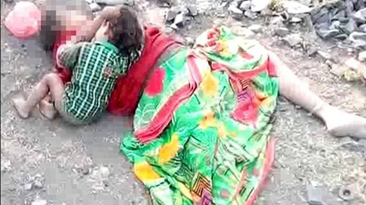 ΒΙΝΤΕΟ που συγκλονίζει – Μωρό θηλάζει τη νεκρή μητέρα του