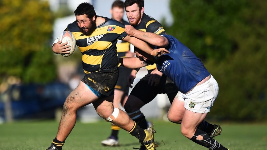 Νεκρός παίκτης ράγκμπι που κατέρρευσε στο γήπεδο