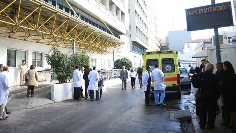 Στον Ευαγγελισμό μετέβησαν Τζανακόπουλος και Στουρνάρας  – ΤΩΡΑ