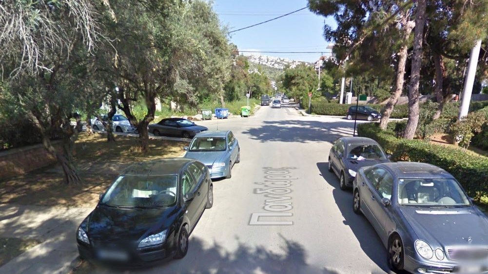Μαρτυρία στο enikos.gr: Έτσι μπήκε στο αυτοκίνητό μου και με απείλησε με όπλο