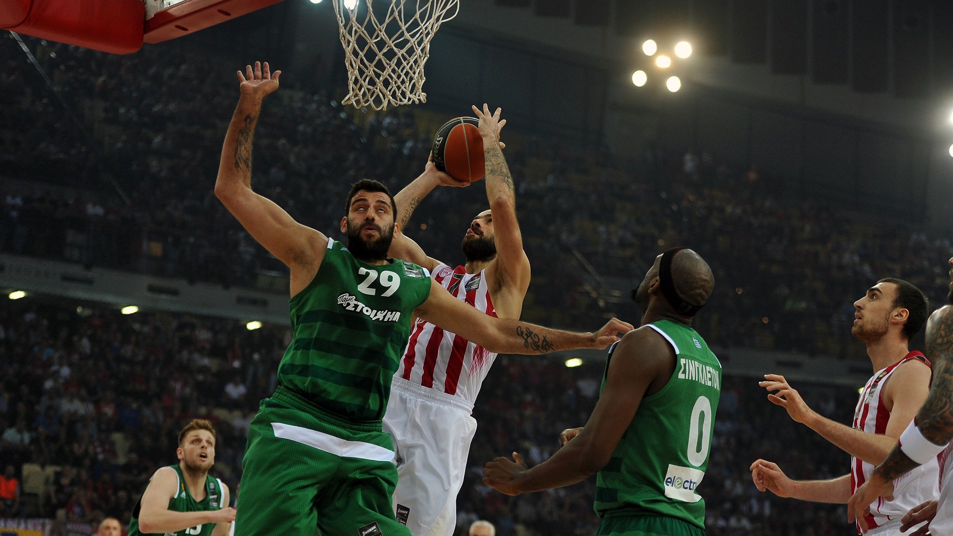 Ολυμπιακός – Παναθηναϊκός 48-50 (30′)