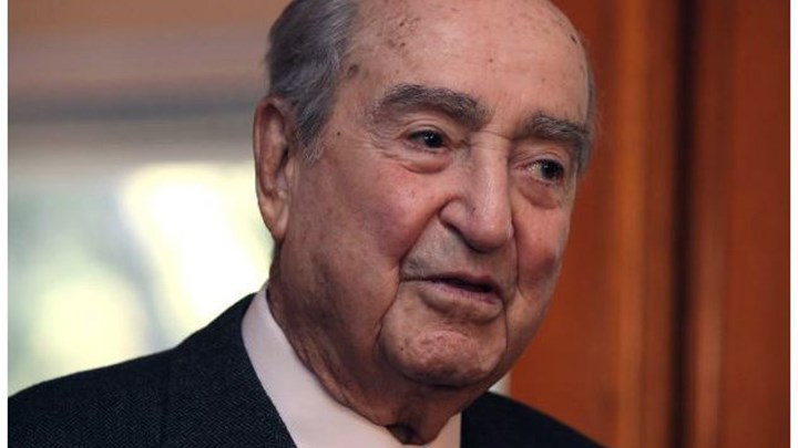 Με δημόσια δαπάνη και τιμές εν ενεργεία Πρωθυπουργού η κηδεία του Κωνσταντίνου Μητσοτάκη