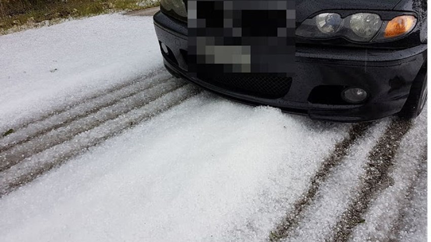 Το… έστρωσε με χαλάζι στον νομό Ιωαννίνων – ΦΩΤΟ