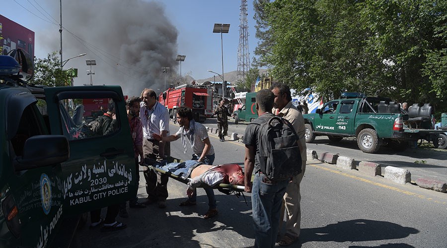 Δεκάδες νεκροί στην Καμπούλ – Άγνωστο αν υπάρχουν θύματα στη γερμανική πρεσβεία – ΦΩΤΟ – ΒΙΝΤΕΟ