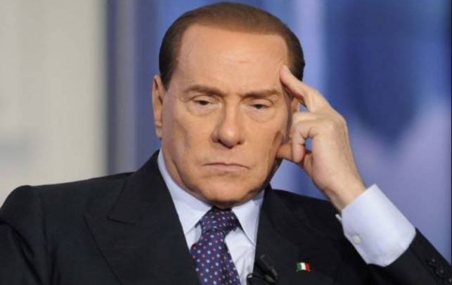 Συνομιλία μαφιόζων “καίει” τον Μπερλουσκόνι