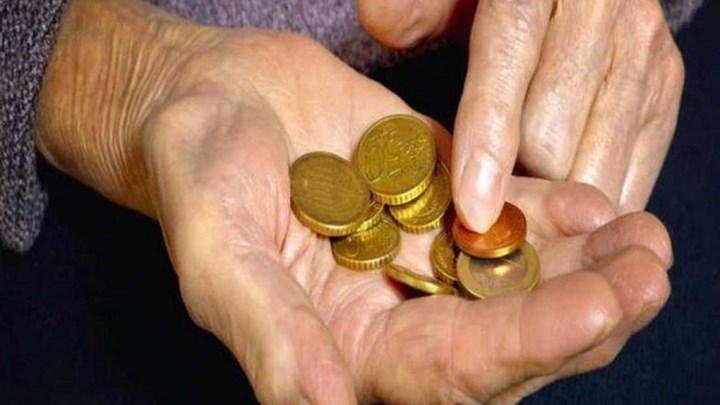 Στα 404 ευρώ η μέση σύνταξη