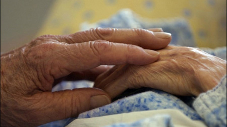 Έδεσαν χειροπόδαρα 83χρονη για να την ληστέψουν