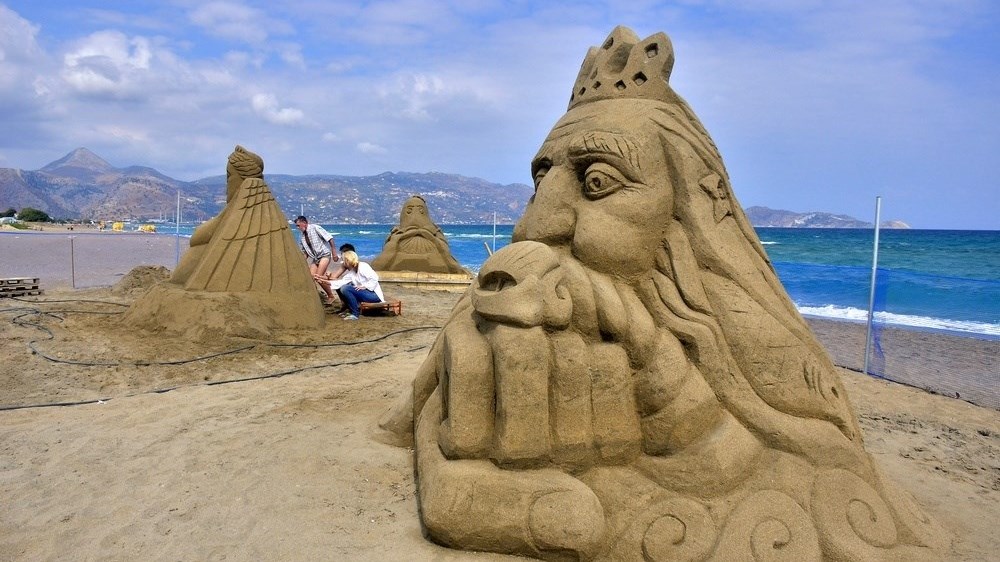 Γλυπτά από άμμο… στην Κρήτη