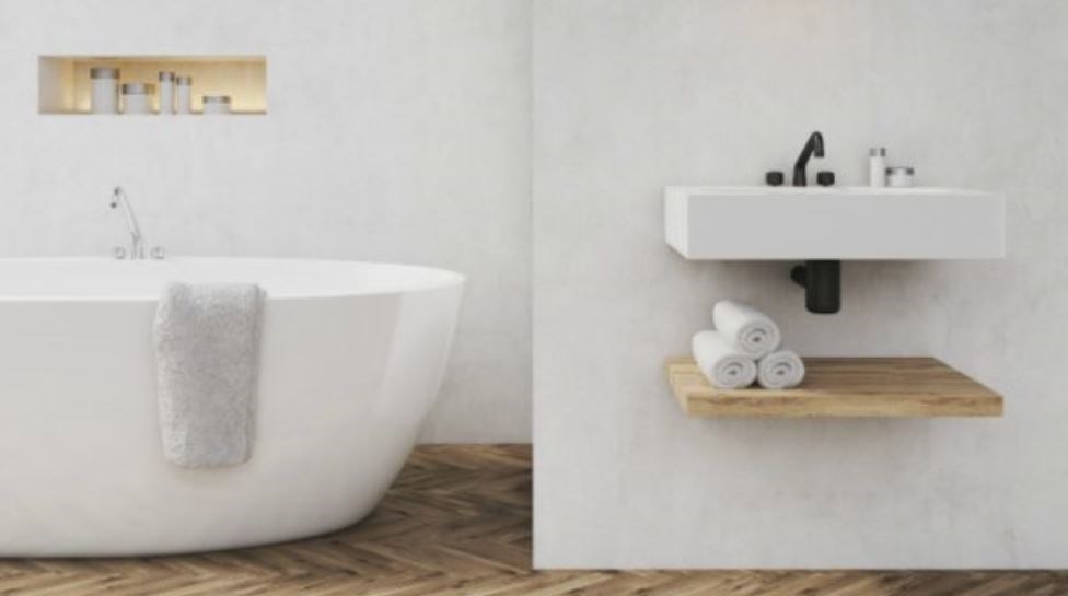 7 κόλπα για να κρατήσετε το μπάνιο σας καθαρό για περισσότερες μέρες