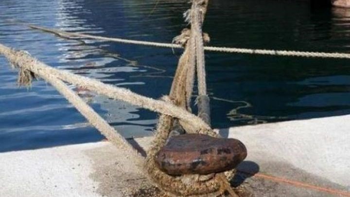 Βλάβη σε πλοίο με 814 επιβάτες από τη Σαντορίνη προς το Ηράκλειο