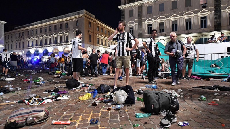 Βίντεο-σοκ από τον τραυματισμό 600 οπαδών της Γιουβέντους από λάθος συναγερμό για τρομοκρατική επίθεση