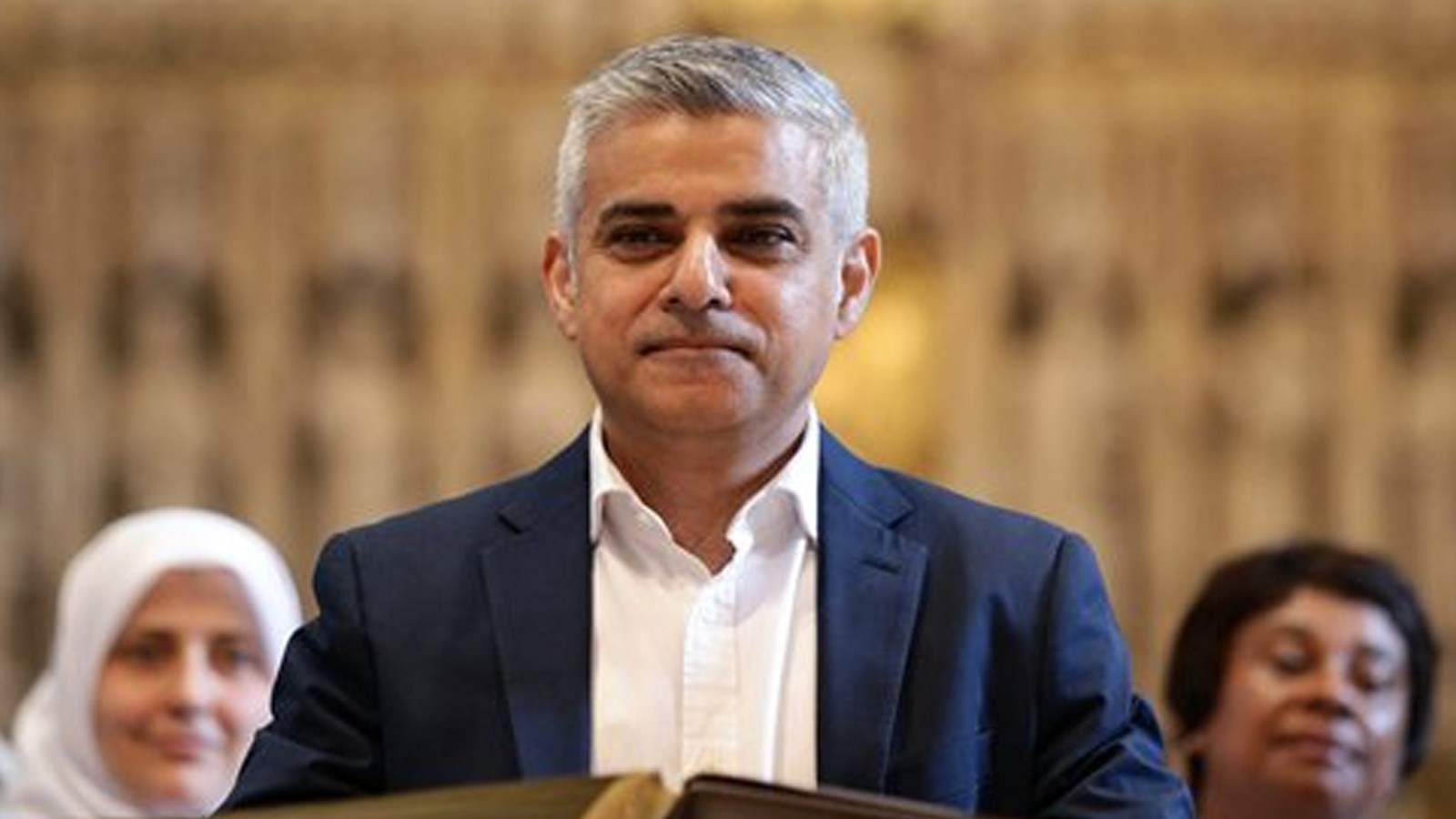 «Διαφωνώ με την αναβολή των εκλογών», δηλώνει ο δήμαρχος του Λονδίνου
