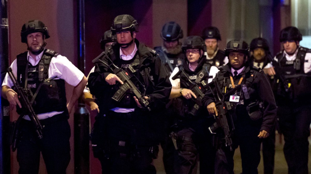 Επιθέσεις με οχήματα και μαχαίρια είναι πολύ δύσκολο να αποτραπούν λένε οι ειδικοί