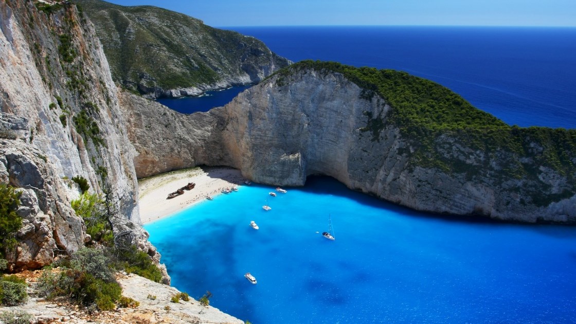 Τραγωδία με τουρίστρια που έπεσε στον γκρεμό ενώ έβγαζε φωτογραφίες