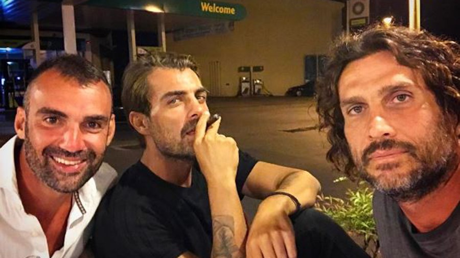 Survivor – Σάλος με τη selfie που έβγαλαν οι “Διάσημοι” – ΦΩΤΟ