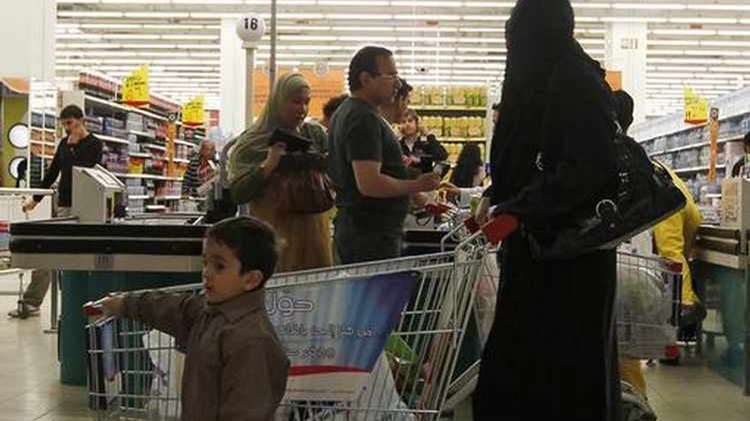 Το Κατάρ εξετάζει την εισαγωγή προϊόντων από το Ιράν και την Τουρκία