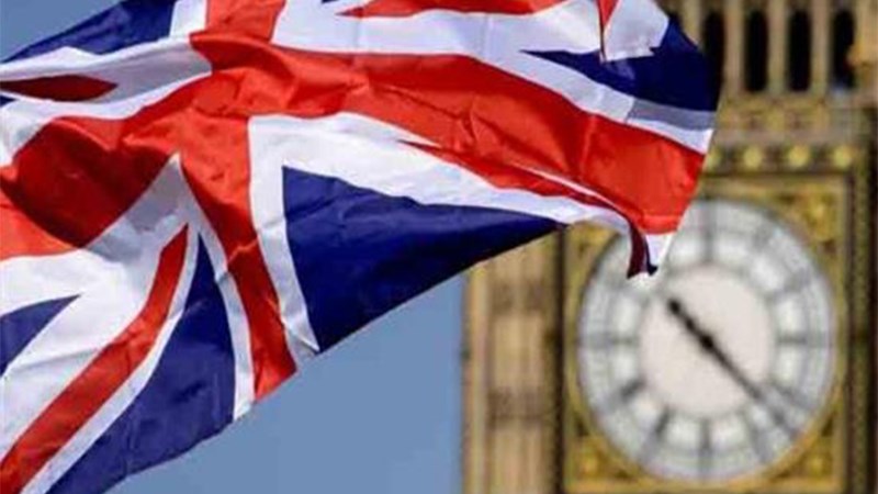 Ανοίγουν οι κάλπες στη Βρετανία στη σκιά της τρομοκρατίας
