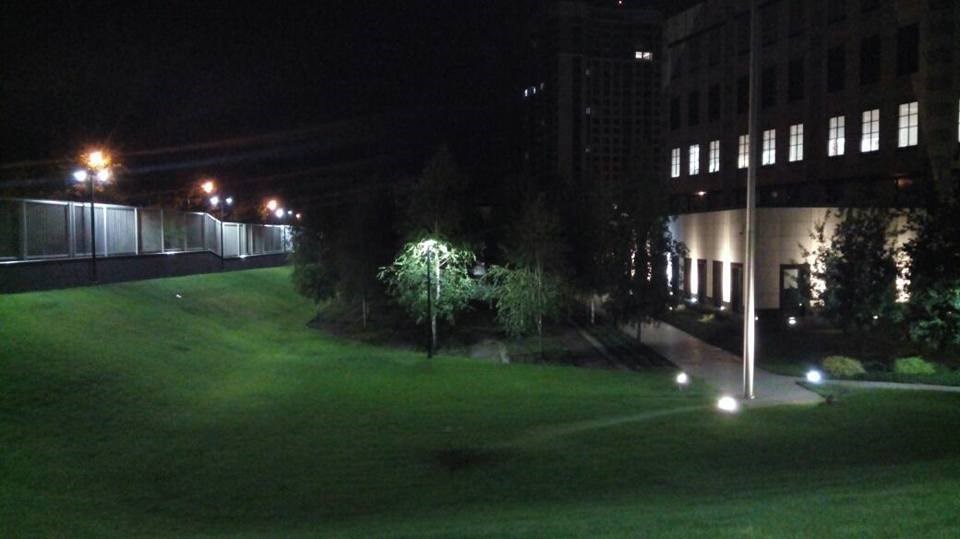 Εξερράγη εκρηκτικός μηχανισμός στην πρεσβεία των ΗΠΑ στο Κίεβο