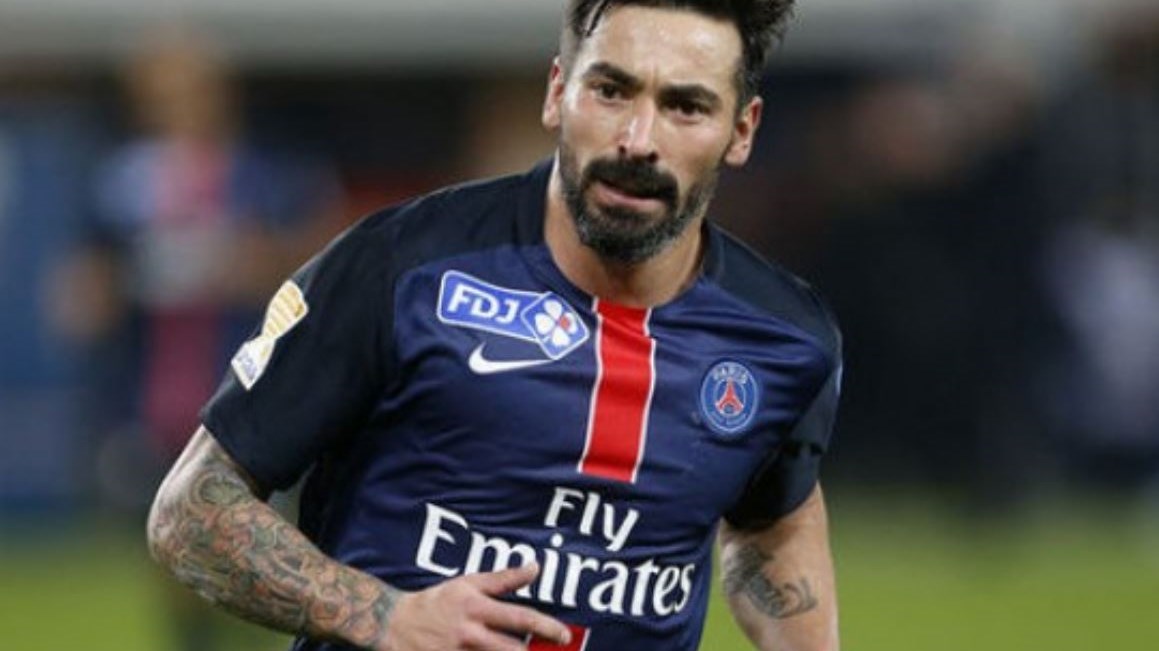 «Βόμβα» Λαβέτσι θέλουν στο λιμάνι