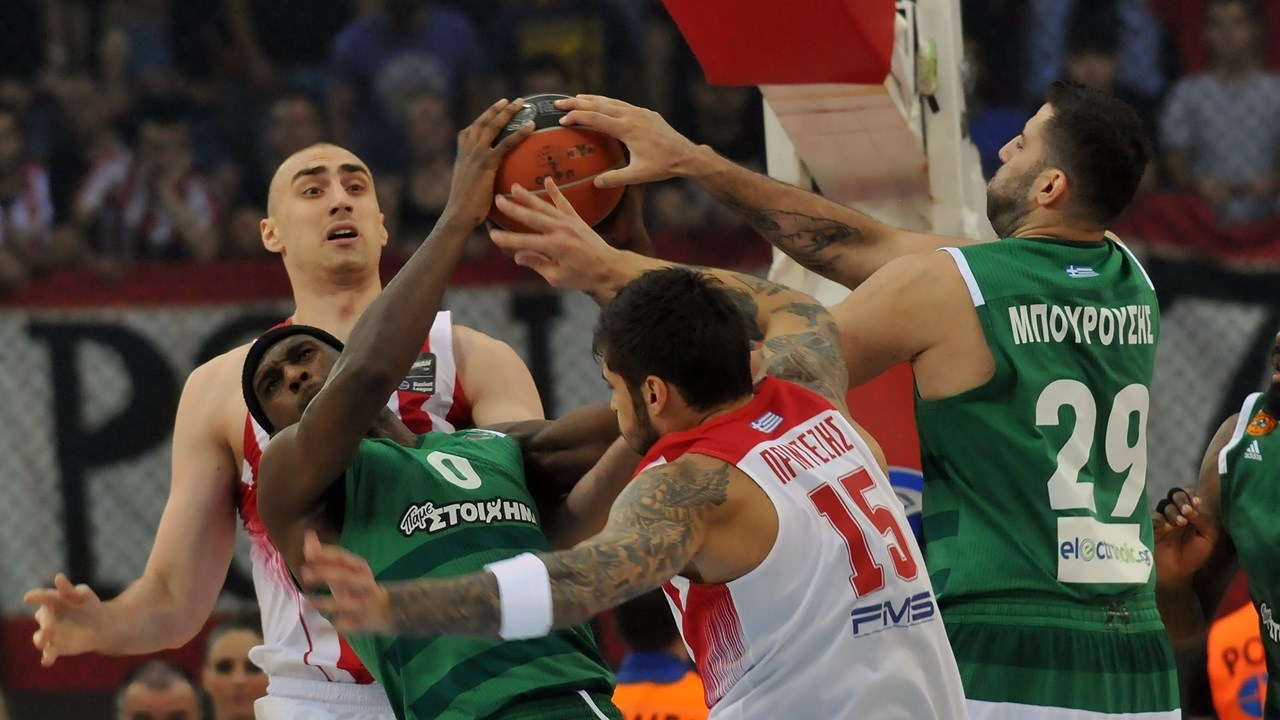 Παναθηναϊκός – Ολυμπιακός 18-11 (10′)