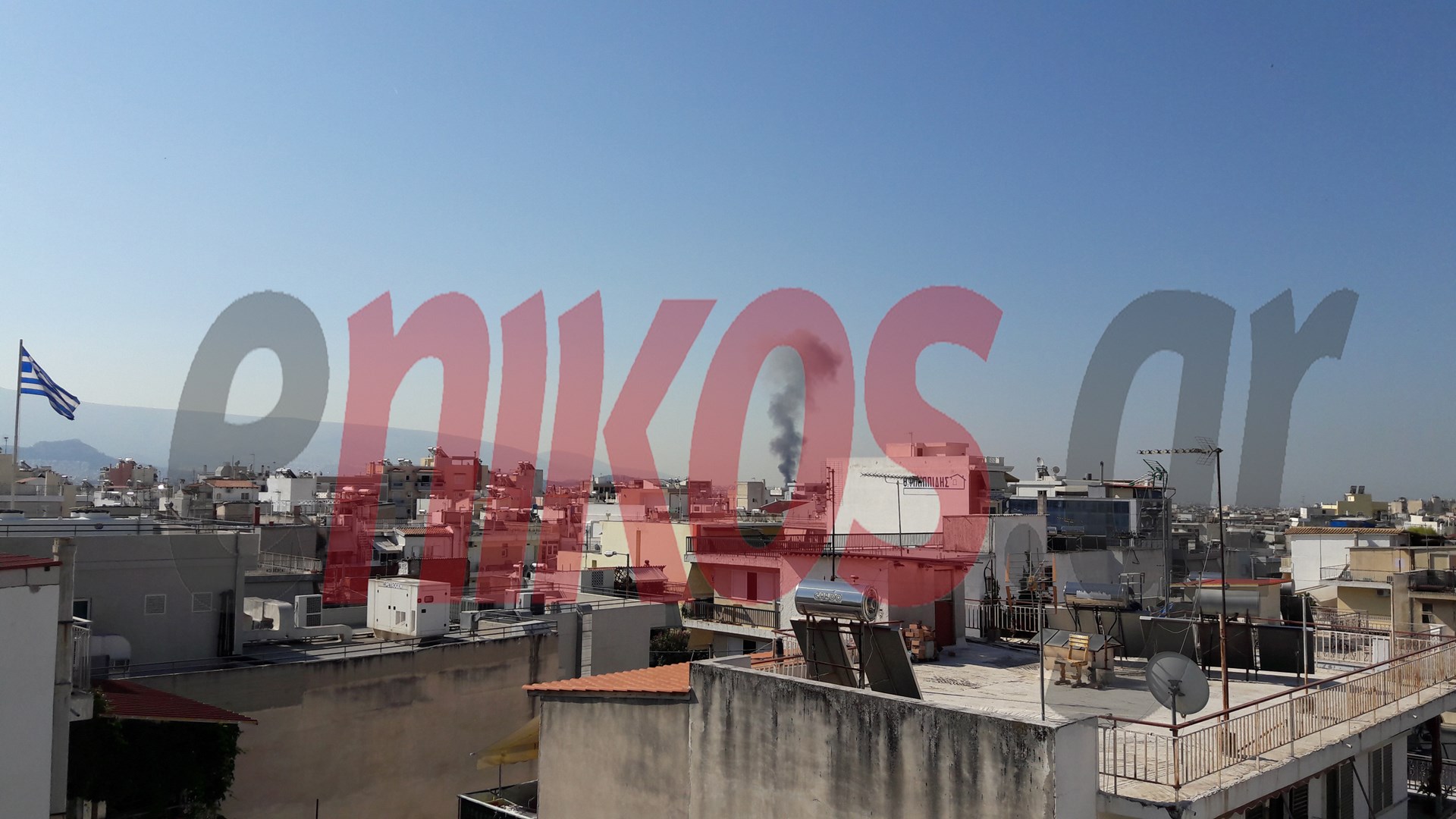 Οι πρώτες εικόνες από τη φωτιά στη λεωφόρο Αθηνών – ΦΩΤΟ – ΤΩΡΑ