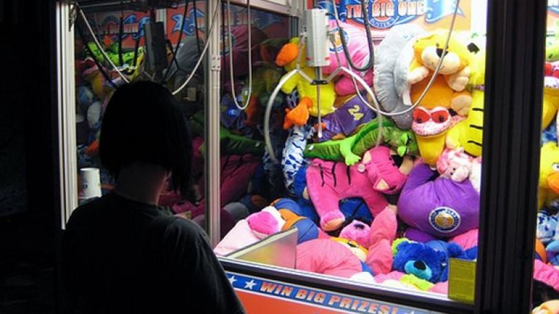 Επιτέλους – Βρέθηκε το κόλπο για να πιάσεις το αρκουδάκι με τη δαγκάνα – ΒΙΝΤΕΟ