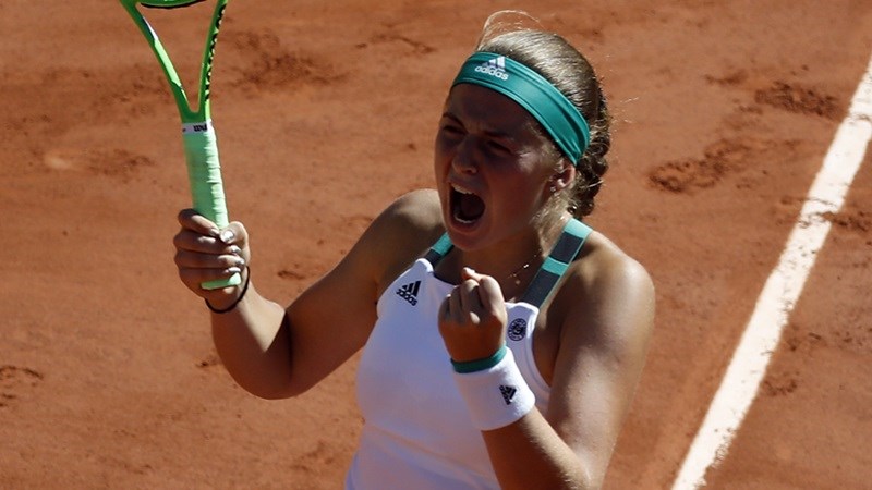 Θρίαμβος της Οσταπένκο στο Ρολάν Γκαρός