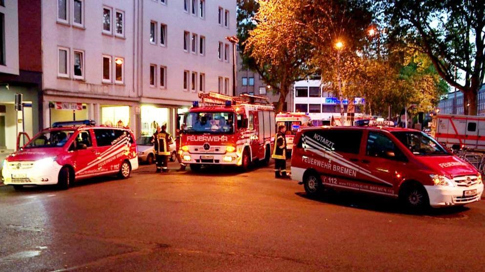 Φωτιά σε κέντρο προσφύγων στη Γερμανία – Δεκάδες τραυματίες ανάμεσά τους και παιδιά – ΦΩΤΟ