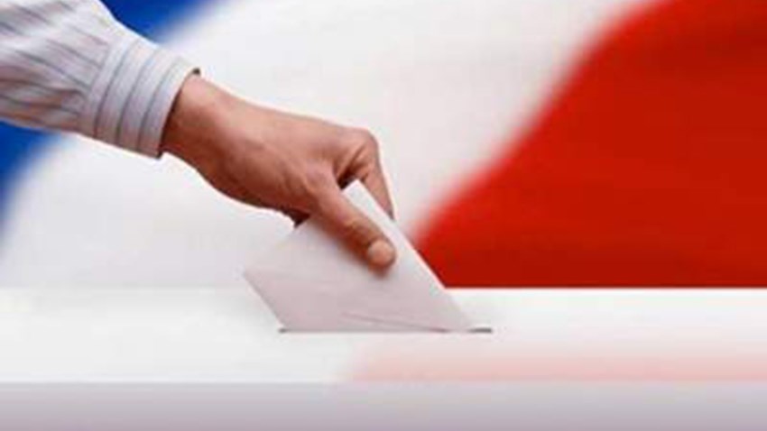 Αισθητά μειωμένη η συμμετοχή των Γάλλων ψηφοφόρων στις εκλογές