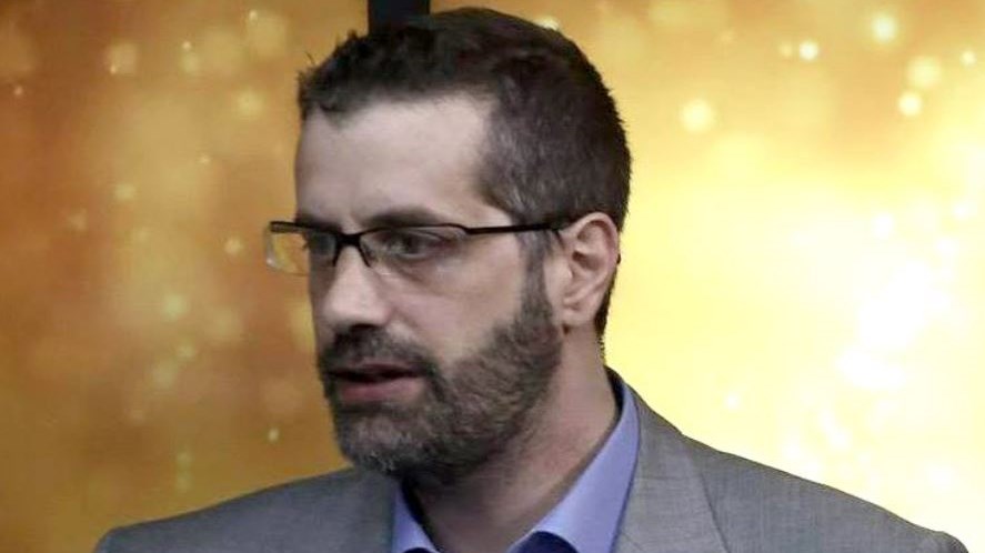 Έφυγε σε ηλικία 42 ετών ο δημοσιογράφος Κώστας Εφήμερος