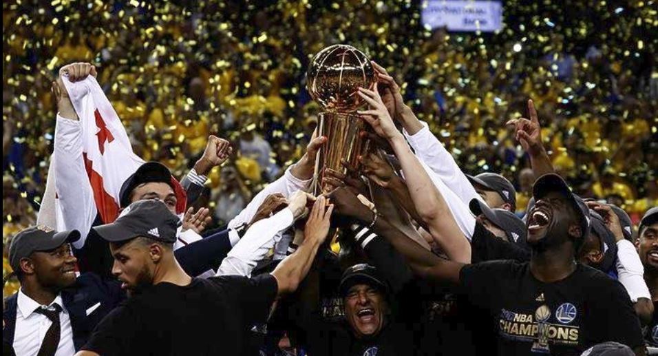 Γιατί οι Γουόριορς ρίχνουν “άκυρο” στον Τραμπ;