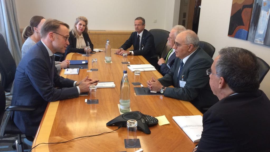 Συνάντηση της Ελληνικής Ένωσης Τραπεζών με τον Γενς Βάιντμαν – ΦΩΤΟ