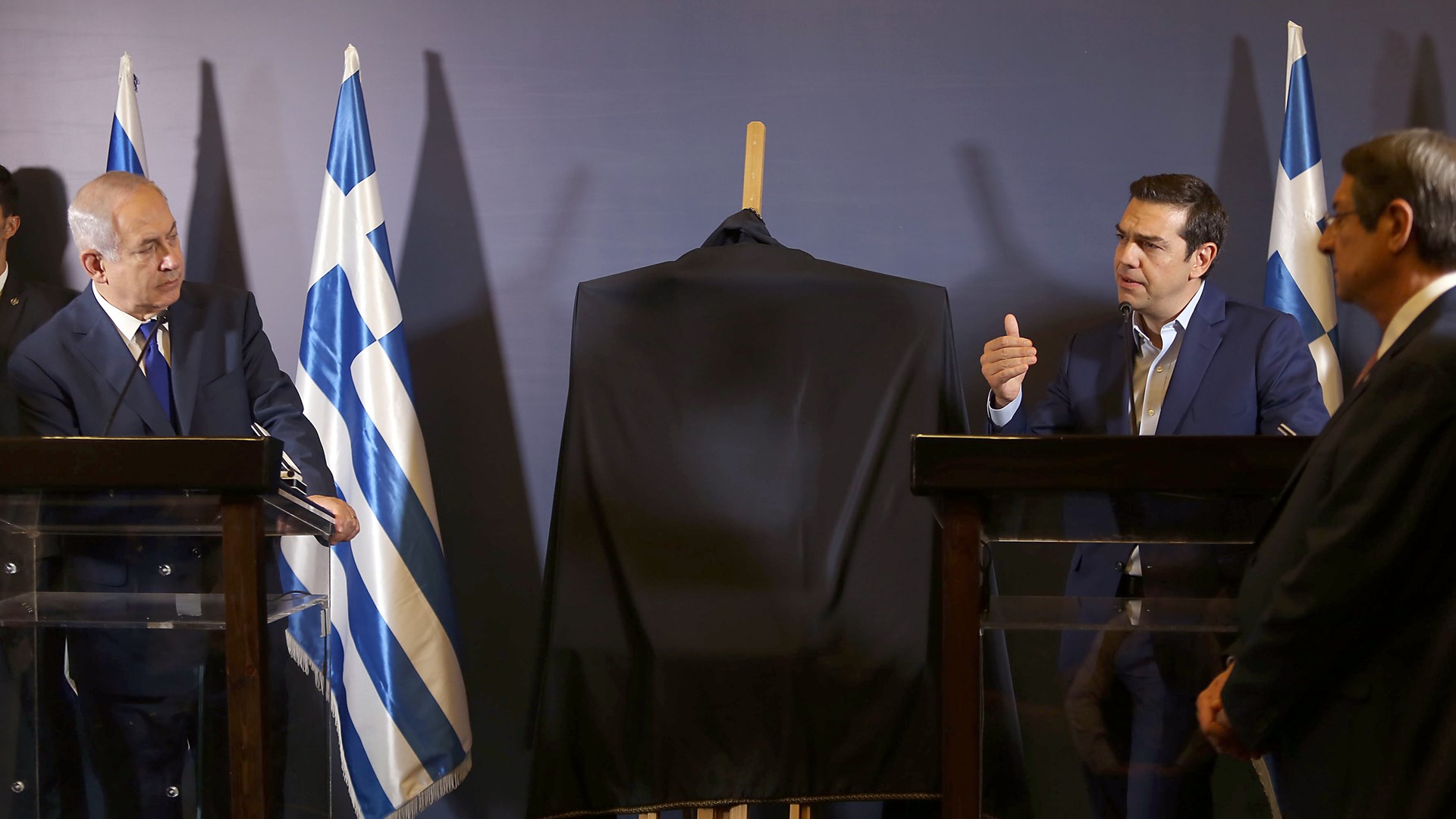 Ο Τσίπρας για το Μουσείο του Ολοκαυτώματος: Να παραδώσει στις επόμενες γενιές την ιστορική μνήμη του πόνου – ΒΙΝΤΕΟ