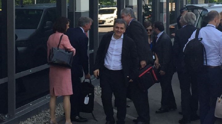 Αισιόδοξος ο Τσακαλώτος για επίτευξη συμφωνίας