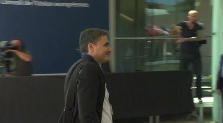 Έφτασε στο Eurogroup ο Τσακαλώτος – Δήλωσε αισιόδοξος – ΤΩΡΑ