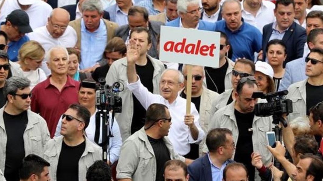 400 χλμ. πορεία από την Άγκυρα στην Κωνσταντινούπολη κατά του Ερντογάν