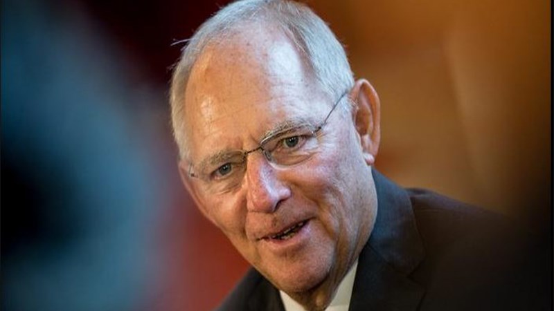 Σόιμπλε: Να μην δίνουμε στους Έλληνες την ψευδαίσθηση ότι όλα έχουν τελειώσει