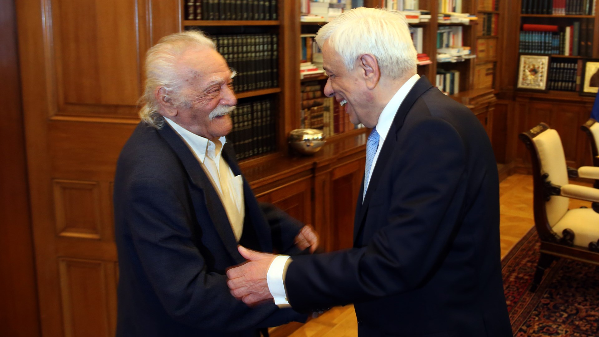 Συνάντηση Παυλόπουλου – Γλέζου – ΦΩΤΟ