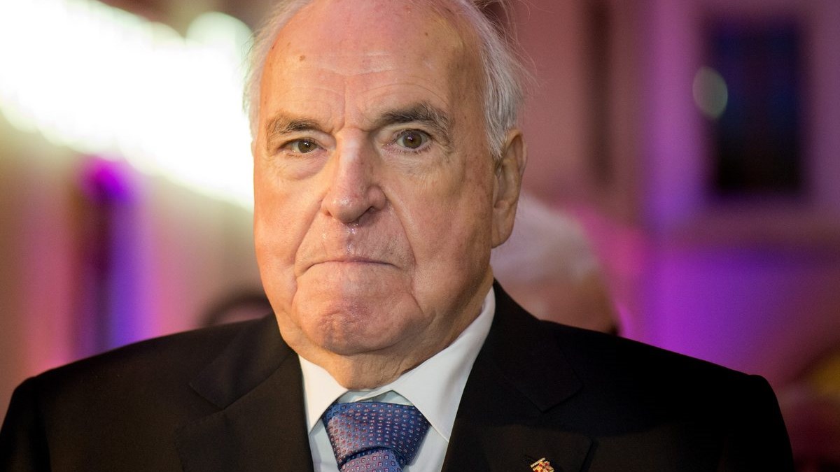 Οι σημαντικότερες ημερομηνίες στην ζωή και την καριέρα του Χέλμουτ Κολ