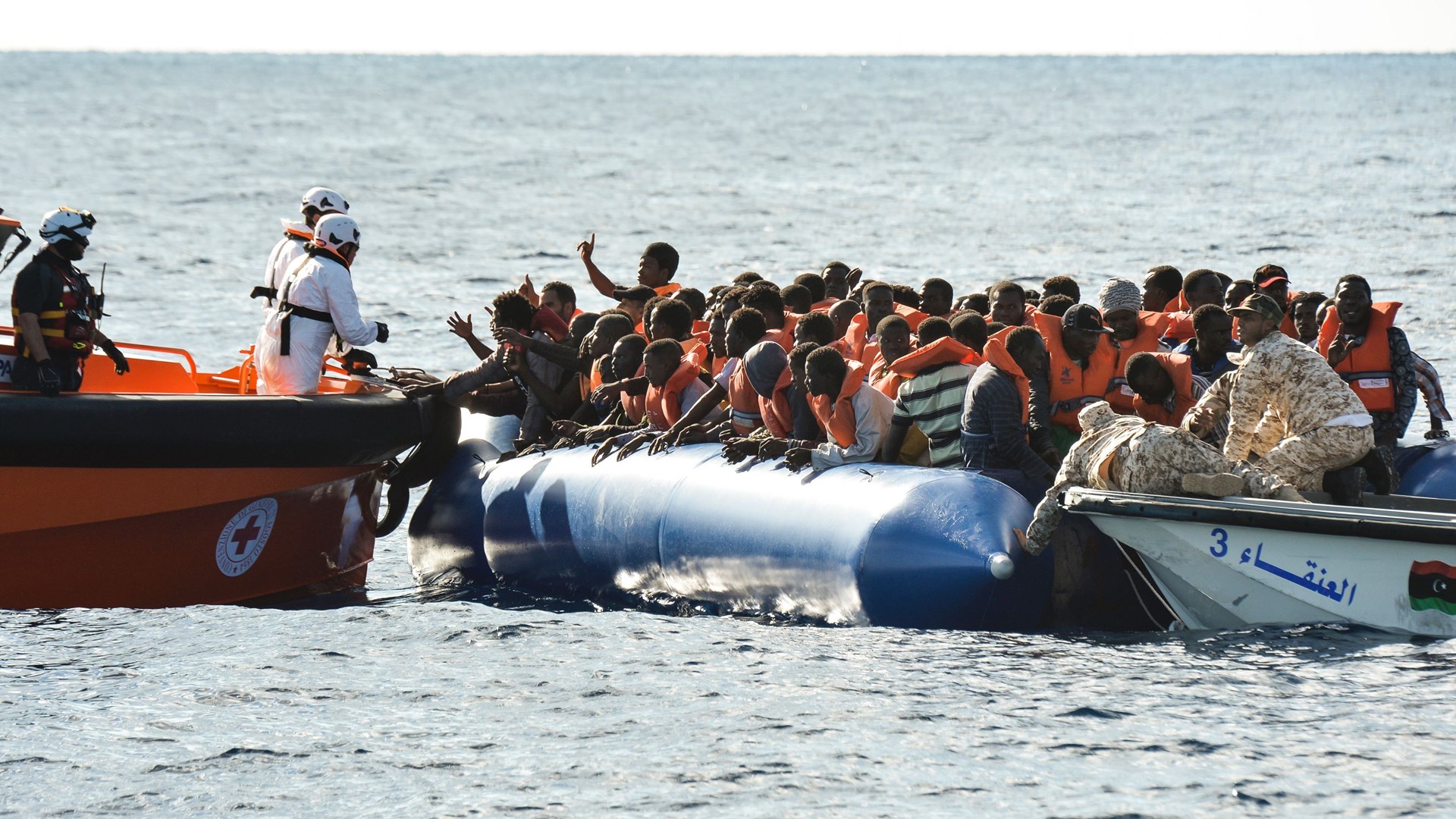 Η ακτοφυλακή της Λιβύης αναχαίτισε εκατοντάδες μετανάστες που ξεκινούσαν για την Ευρώπη