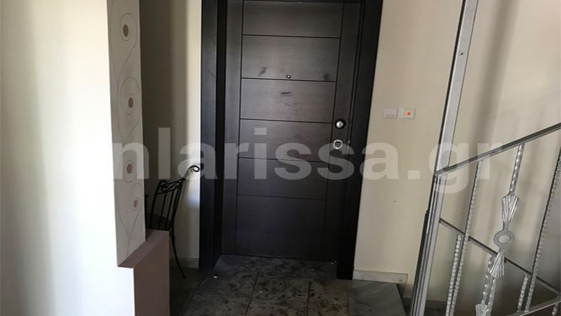 Οι πρώτες εικόνες από το διαμέρισμα που έχασε τη ζωή της η 24χρονη στη Λάρισα – ΦΩΤΟ