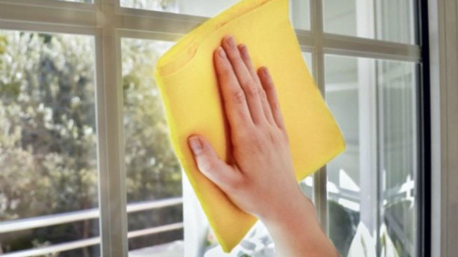 Με αυτές τις 3 κινήσεις θα έχετε…αόρατα τζάμια