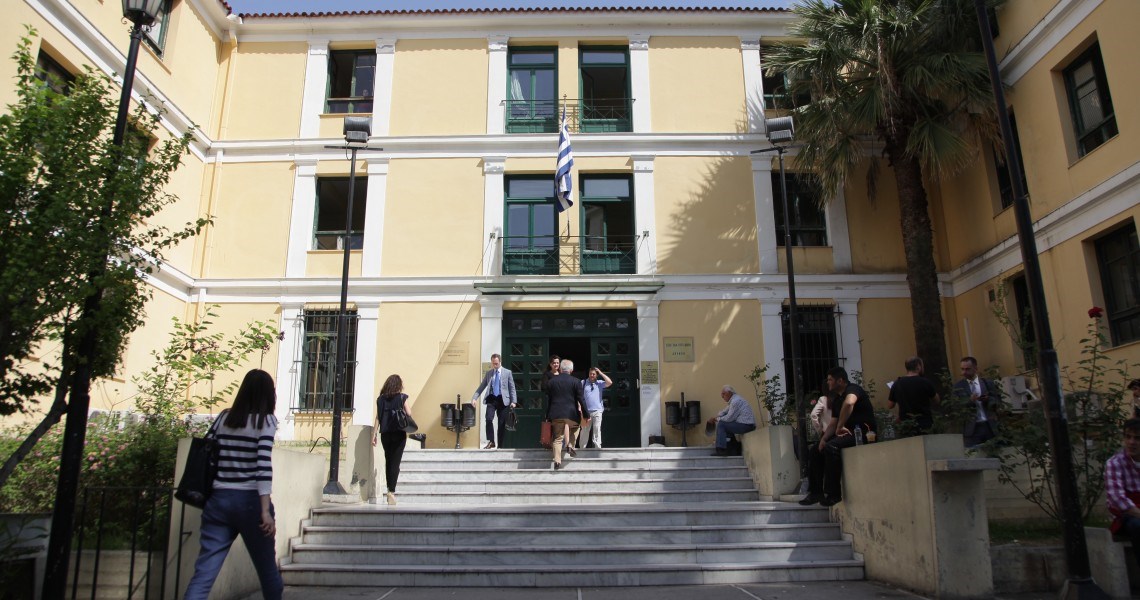 Προφυλακίστηκαν πέντε μέλη της συμμορίας που έσπρωχνε στην Ελλάδα κοκαΐνη από τη λατινική Αμερική