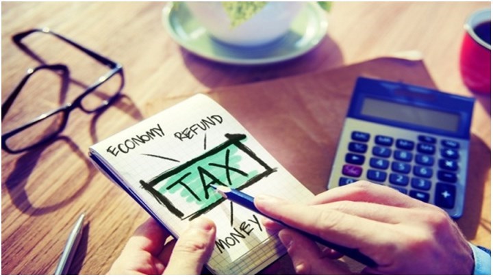 Δείτε τι φόρο εισοδήματος θα πληρώσετε – Αναλυτικά παραδείγματα