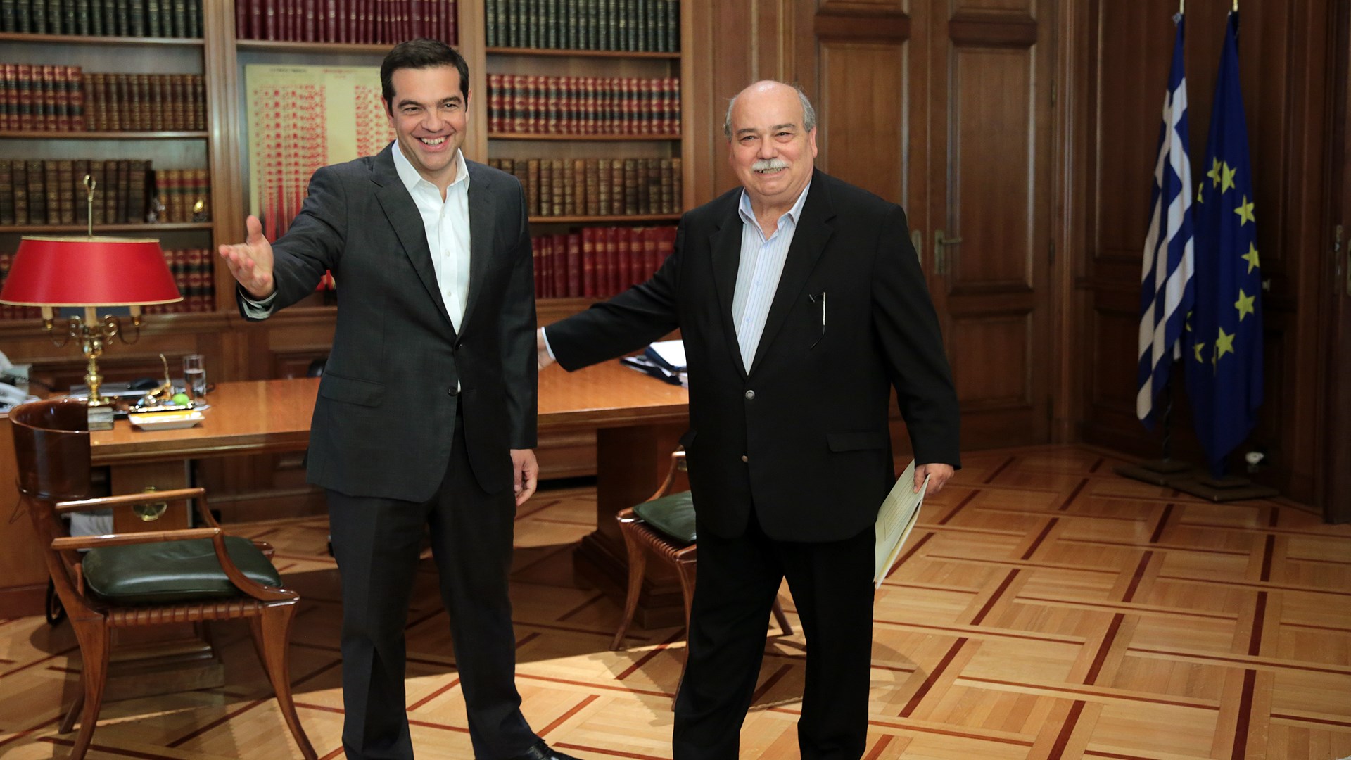 Τι είπαν Τσίπρας – Βούτσης μπροστά στις κάμερες – ΒΙΝΤΕΟ