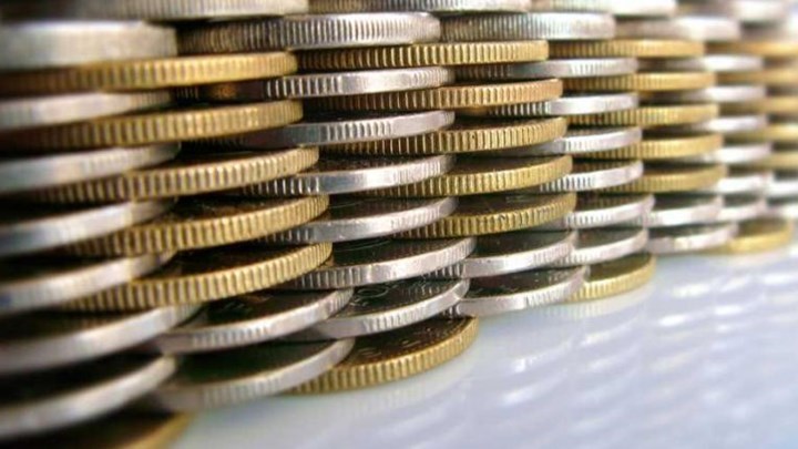 Ινστιτούτο Peterson: Δημοσιονομικός “ζουρλομανδύας” η απόφαση του Eurogroup