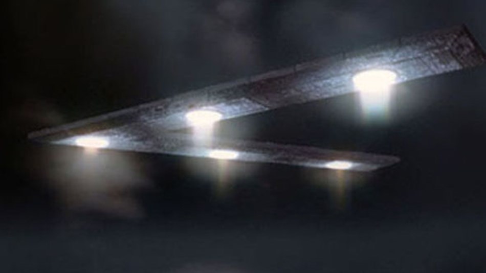 Αποκάλυψη-σοκ από χολιγουντιανό σταρ: Είδα UFO από το αεροσκάφος μου – ΒΙΝΤΕΟ